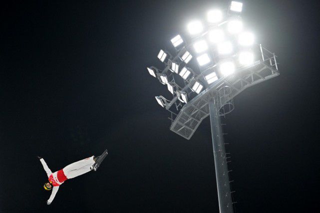 国产精品18久久久久久小说